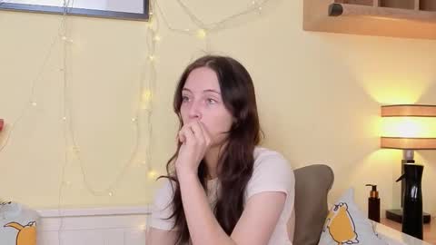 Olivia online show from 10.09.25