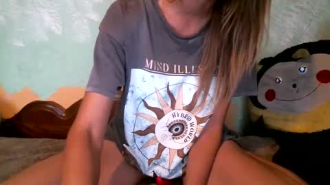 Snapshot of dennisxcarol chatting on 10.13.25 DennisXCarol online show from 10.13.25