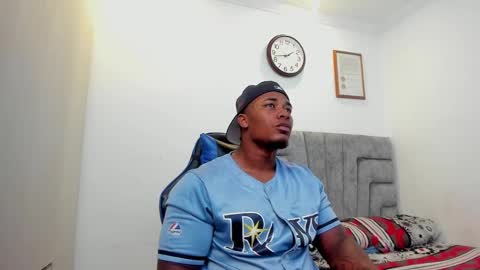 deon jhonson online show from 12.12.24