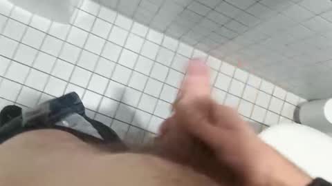 Snapshot of der_wanderer12 chatting on 11.05.25 der_wanderer12 online show from 11.05.25