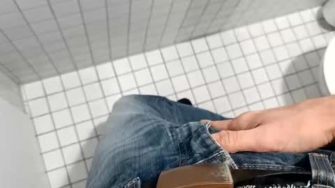 Snapshot of der_wanderer12 chatting on 11.10.25 der_wanderer12 online show from 11.10.25