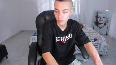 Dereck Boy online show from 12.05.25