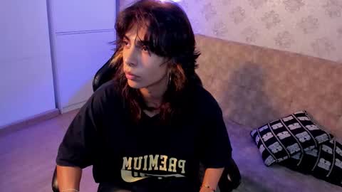 Snapshot of dereck_manson chatting on 09.21.25 dereck_manson online show from 09.21.25