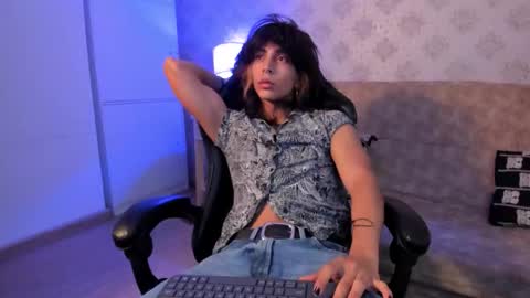 Snapshot of dereck_manson chatting on 09.24.25 dereck_manson online show from 09.24.25