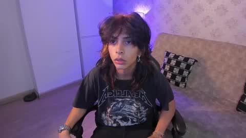 Snapshot of dereck_manson chatting on 10.06.25 dereck_manson online show from 10.06.25