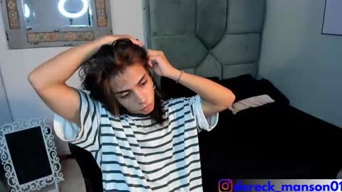 Snapshot of dereck_manson chatting on 10.25.25 dereck_manson online show from 10.25.25