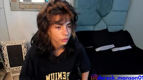 Snapshot of dereck_manson chatting on 10.30.25 dereck_manson online show from 10.30.25