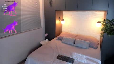 Snapshot of dereck_myers chatting on 12.09.24 Dereck Myers online show from 12.09.24