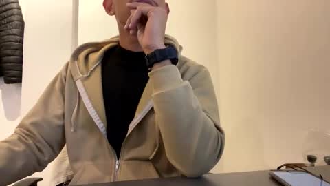 Snapshot of dereck_myers chatting on 02.13.25 Dereck Myers online show from 02.13.25