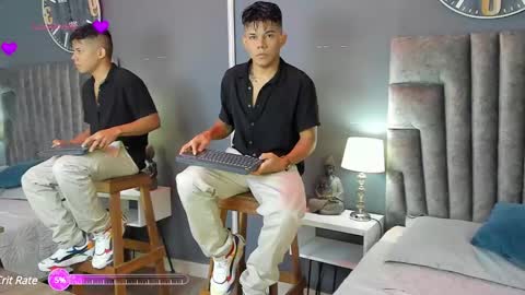 Derek Hussain online show from 12.22.24