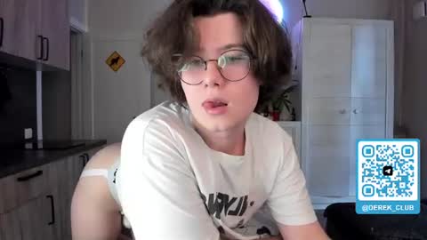 Derek online show from 08.06.26
