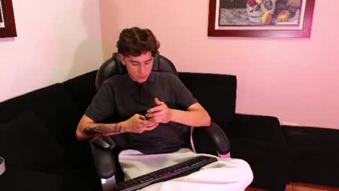 Derek online show from 06.12.26