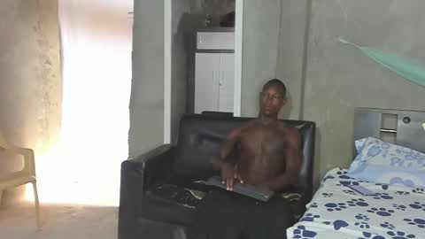 Snapshot of derekward01 chatting on 01.12.26 DerekWard online show from 01.12.26