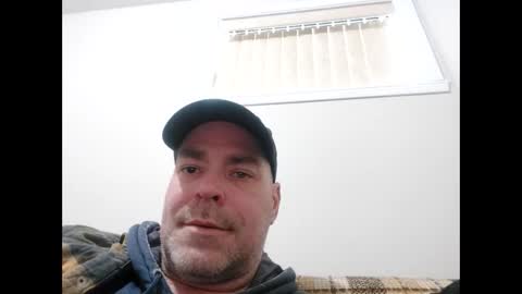 Snapshot of derf007 chatting on 02.24.25 derf007 online show from 02.24.25