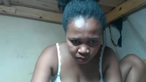 Snapshot of derissa chatting on 03.15.26 derissa online show from 03.15.26