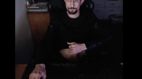 Snapshot of dermattes chatting on 02.09.25 dermattes online show from 02.09.25