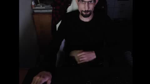 Snapshot of dermattes chatting on 11.01.25 dermattes online show from 11.01.25