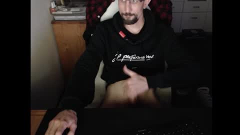 Snapshot of dermattes chatting on 11.08.25 dermattes online show from 11.08.25