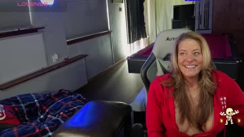 Derrick 52 and Brittany 50 online show from 09.20.25