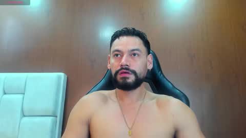 Snapshot of derrybigger_cm chatting on 11.08.25 DerryBigger CM online show from 11.08.25