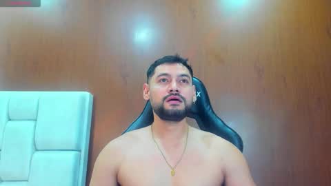 Snapshot of derrybigger_cm chatting on 02.15.26 DerryBigger CM online show from 02.15.26