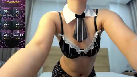 Snapshot of derrylove chatting on 10.28.25 Derry online show from 10.28.25