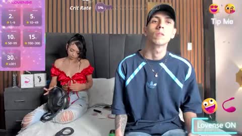 Snapshot of derrymeyers chatting on 10.21.25 derrymeyers online show from 10.21.25