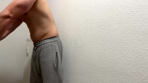 Snapshot of dertom_xxx chatting on 11.21.25 Tom online show from 11.21.25