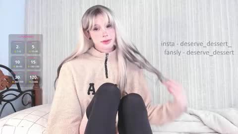 Snapshot of deserve_dessert chatting on 10.07.25 Domi  online show from 10.07.25