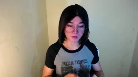 Snapshot of desirable_lorinexx chatting on 01.19.25 LORINE online show from 01.19.25
