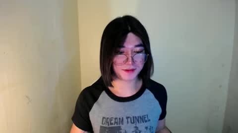 Snapshot of desirable_lorinexx chatting on 01.25.25 LORINE online show from 01.25.25