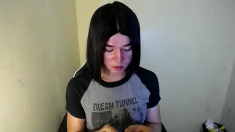 Snapshot of desirable_lorinexx chatting on 01.29.25 LORINE online show from 01.29.25