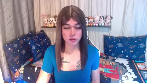 Snapshot of desirable_lorinexx chatting on 09.13.25 LORINE online show from 09.13.25