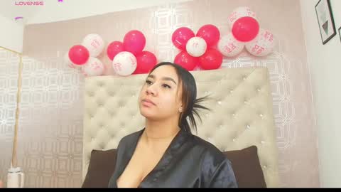 Sara Desire online show from 02.16.25