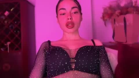 Snapshot of desireepetite chatting on 04.18.26 Petitee Desiree online show from 04.18.26