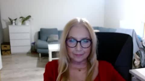 S O F I A online show from 12.11.24