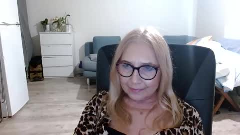S O F I A online show from 01.27.25