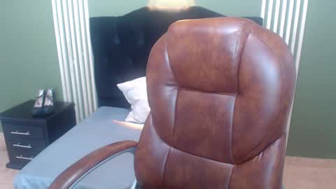 Desiring Angel online show from 12.20.24