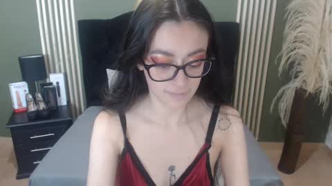 Desiring Angel online show from 01.10.25