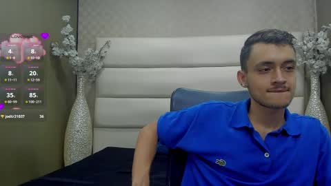 Snapshot of desmond_clark chatting on 03.09.25 desmond_clark online show from 03.09.25