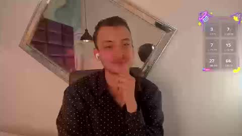 Snapshot of desmond_clark chatting on 09.10.25 desmond_clark online show from 09.10.25