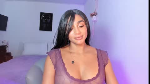 Snapshot of destinnemil chatting on 02.19.25 Destinne Mill online show from 02.19.25