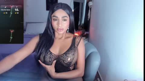 Snapshot of destinnemil chatting on 02.26.25 Destinne Mill online show from 02.26.25