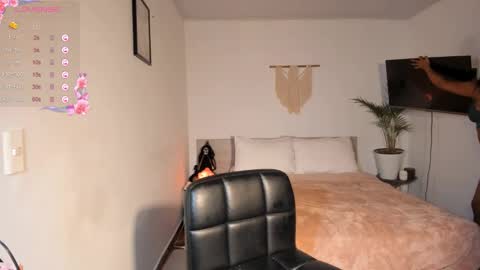 Destinne Mill online show from 10.30.25