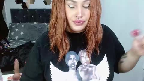 Snapshot of destinyfuckass69 chatting on 10.31.25 destinyfuckass69 online show from 10.31.25