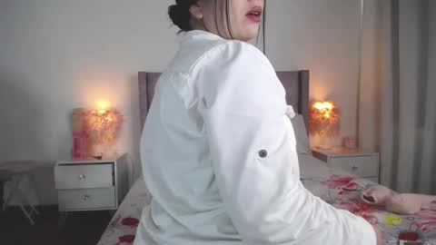 Snapshot of destinysweet21 chatting on 03.08.25 destinysweet21 online show from 03.08.25