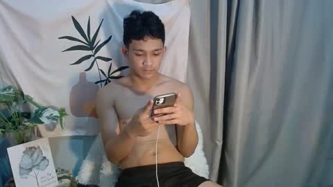 Snapshot of destroyer_joshx chatting on 10.22.25 destroyer_joshx online show from 10.22.25