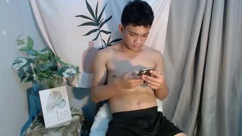 Snapshot of destroyer_joshx chatting on 10.23.25 destroyer_joshx online show from 10.23.25