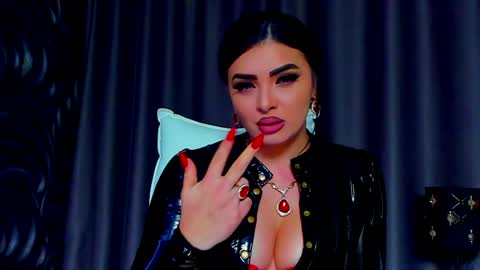 Snapshot of devashaqueen chatting on 01.02.25 Devasha online show from 01.02.25