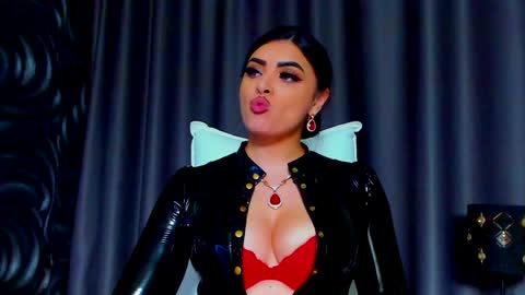 Snapshot of devashaqueen chatting on 01.02.25 Devasha online show from 01.02.25